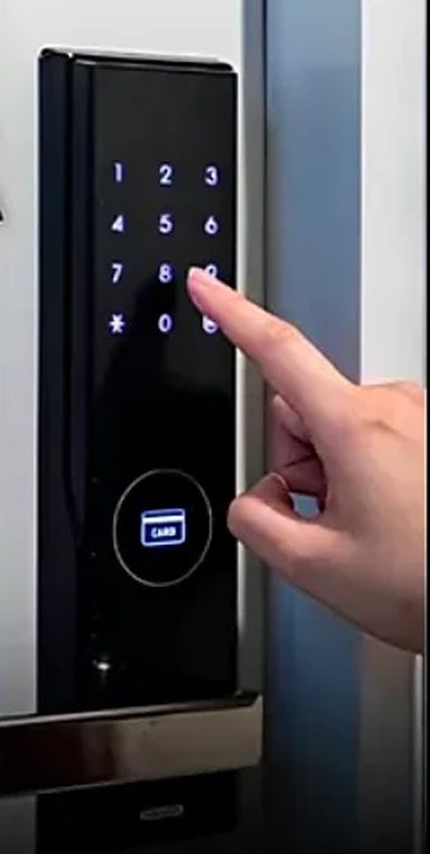 Fechadura eletrônica com teclado numérico